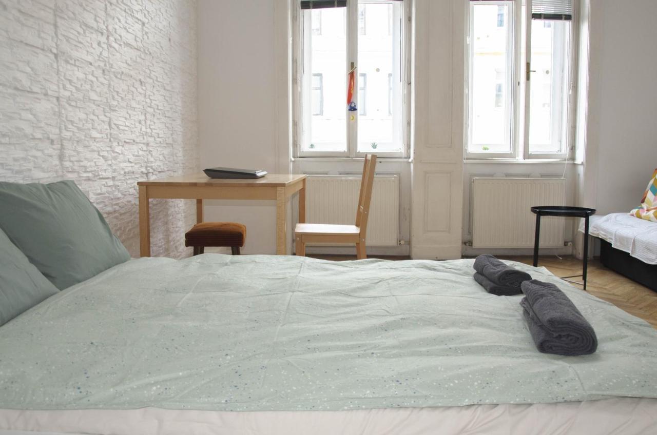 Wonderful Two Bedroom Apartment Wien Eksteriør billede
