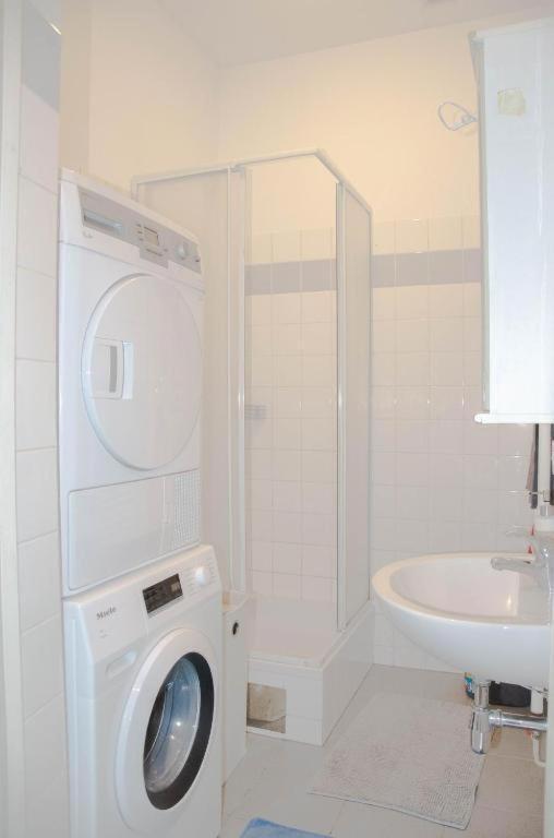 Wonderful Two Bedroom Apartment Wien Eksteriør billede
